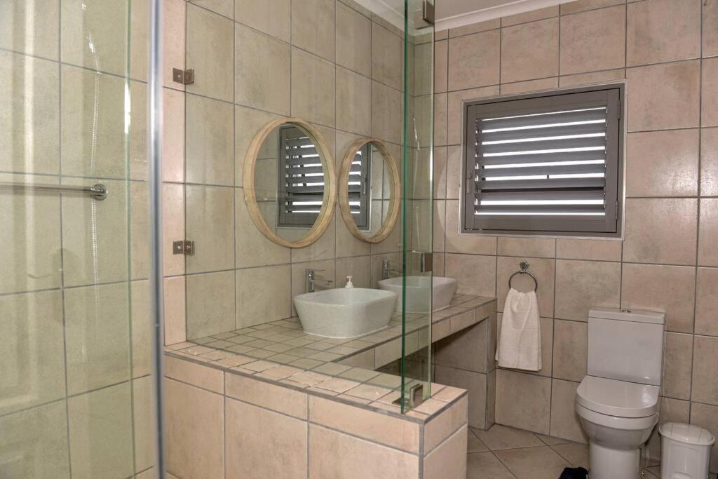 Madriko 36 Cozy Self Catering 2 Bedroom Apartment 랑게바안 외부 사진